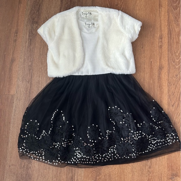 Girls Fancy Dress Ivory And Black - Picture 6 of 8